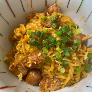 鍋一つサリ麺で☆韓国風ピリ辛麺！